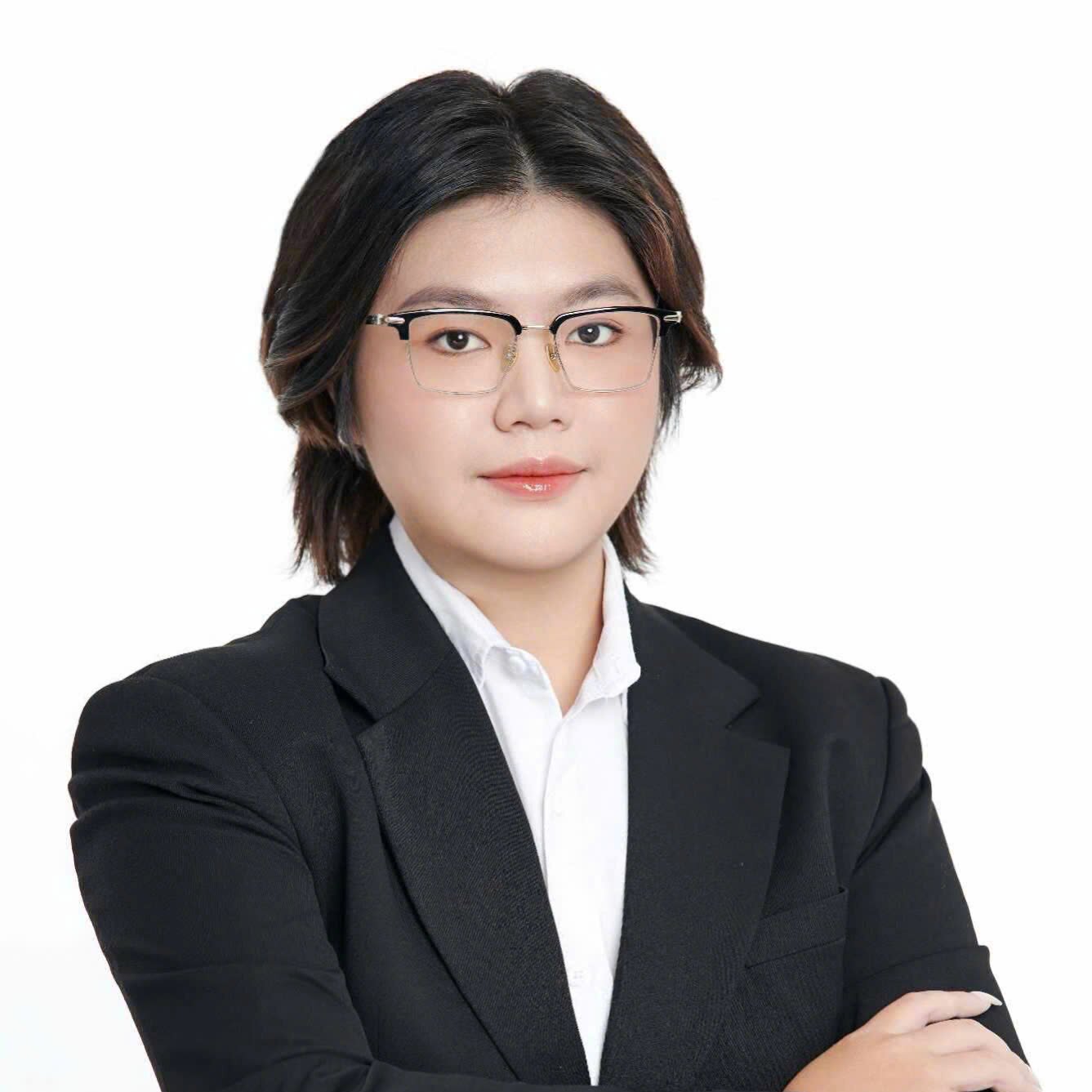 Hình ảnh giáo viên Resolist Academy